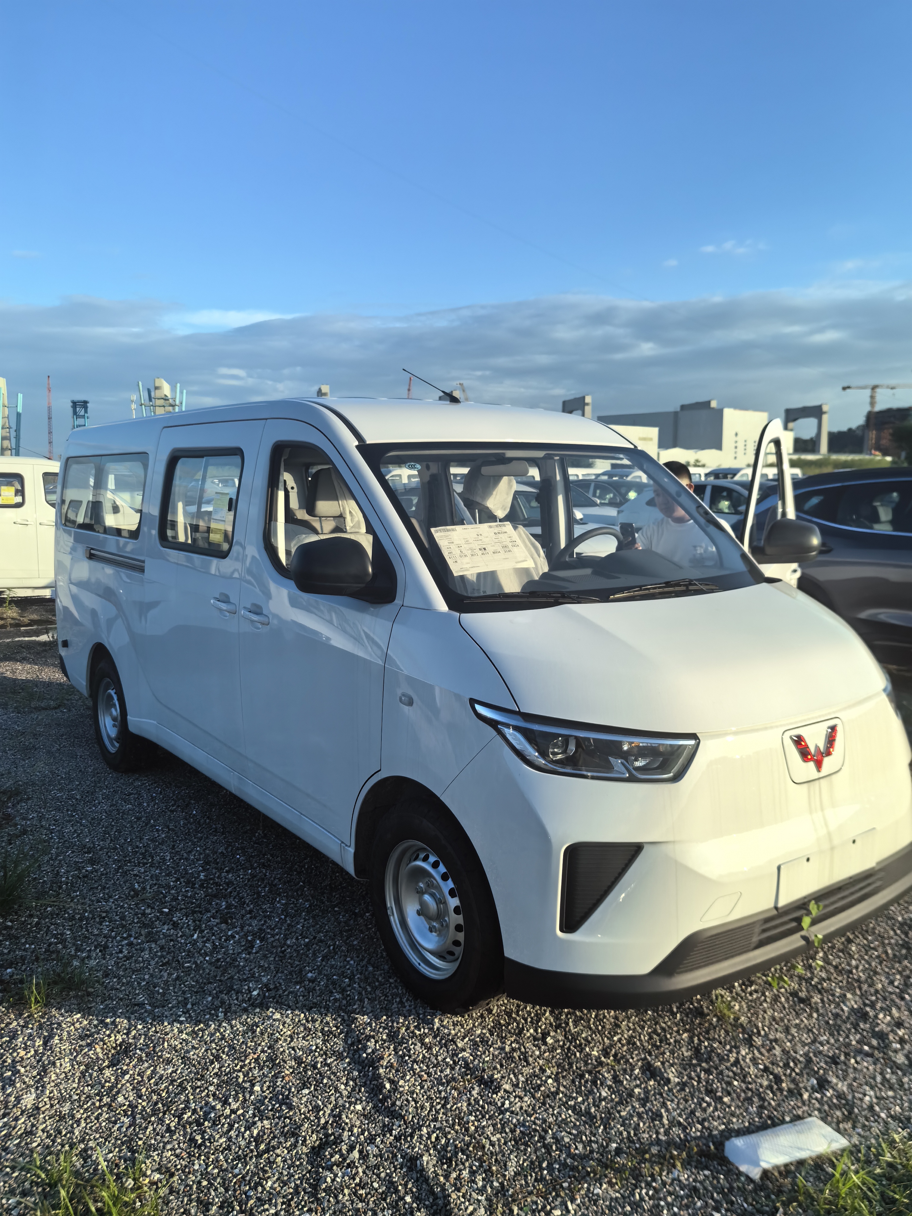 五菱(Wuling) 轻客 面包 2026